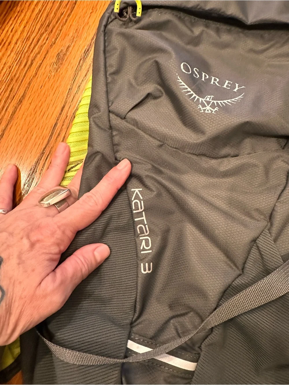 OSPREY Gray and Lime Katari 3 liters Hydration Pack